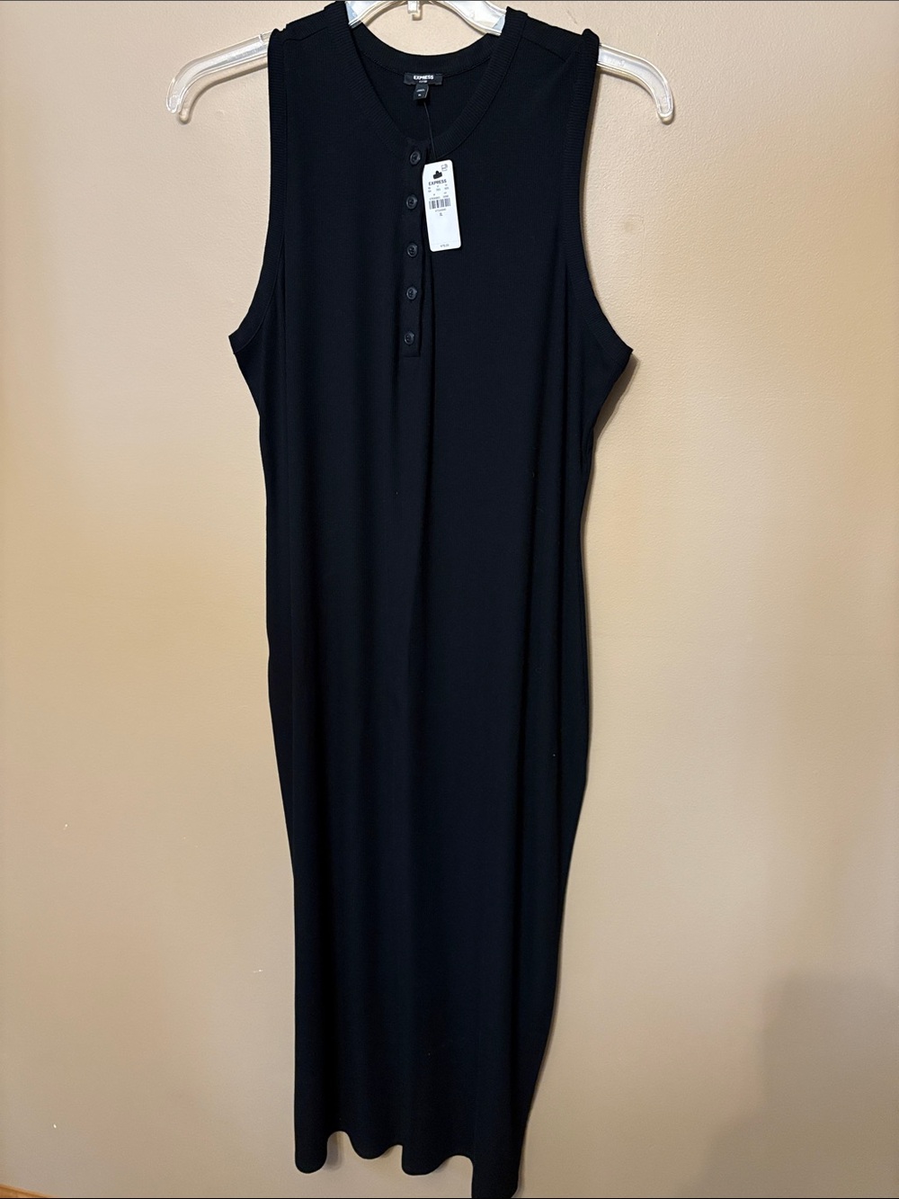 Express NEW w/tags  ribbed maxi dress, L.